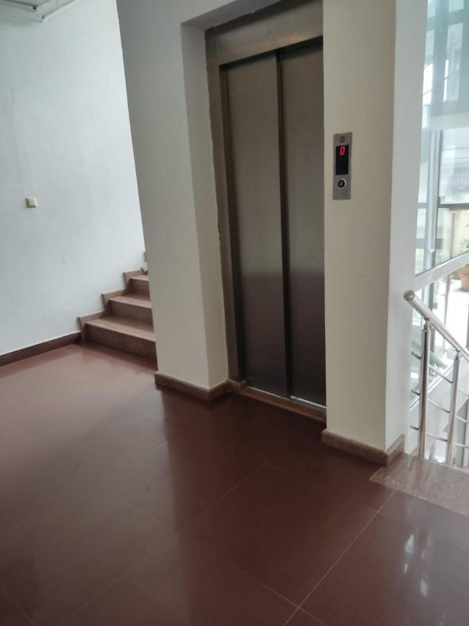 Tavdadebuli Apartment Батумі Екстер'єр фото